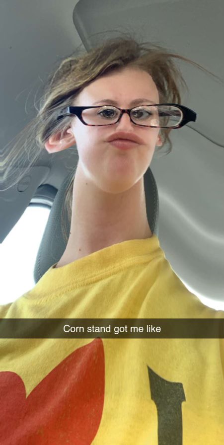 MaxwelllSimmons's tweet photo. Happy birthday shaylee @shaylee_stoner I do be lovin you 😉😏 https://t.co/p1EJ9Dmbox