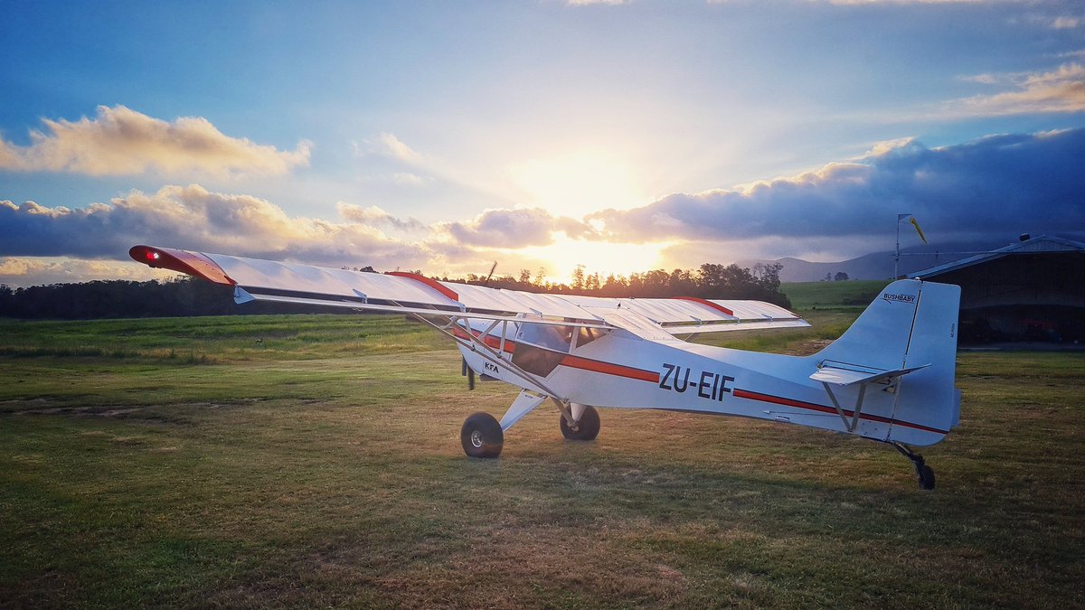 gotravelbug's tweet photo. What a beautiful evening!! At the flying club on foothills of Outeniqua Mountains Range.
#flyguys #microlightflying #gardenroute @Plett_Tourism @visitknysna @visitmosselbay https://t.co/WzMNXAKlFd