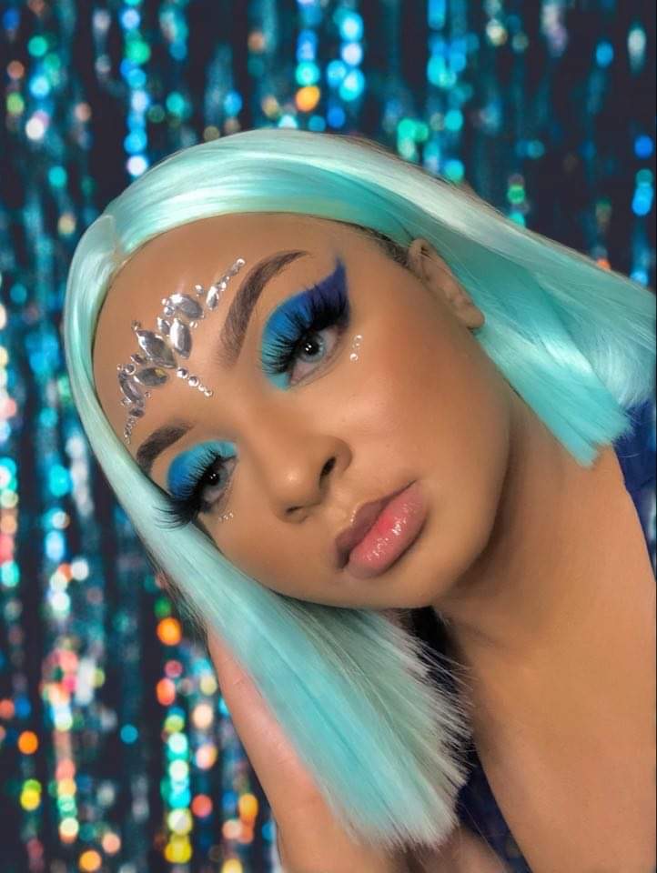 mariahjamesmua's tweet photo. Thanking God for the day he pushed me to pick up that @Maybelline Fit Me Matte Foundation it opened the door for  such beautiful pieces 🦋 #makeup #makeupartistvegas https://t.co/Du6W5acXBM