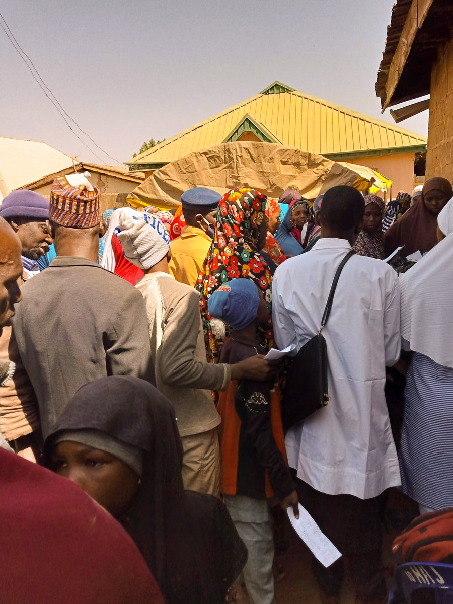 dr_ajabb's tweet photo. Giving my support At JIBHAN Medical Outreach at Jos North Plateau State. Alhamdulillah

"Healthcare, a basic human right, has become a luxury only the wealthy can afford," 

There are people facing unimaginable suffering, parents reduced to watching their children die; 1/ https://t.co/B4FWcCqNNP