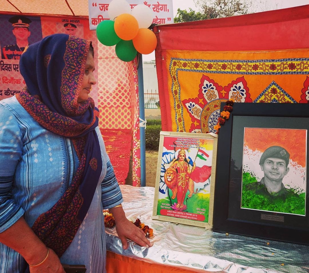 MajorSaurabhSh1's tweet photo. CAPTAIN KAPIL KUNDU
15 JAKLI
Born on this day at Ransika village in Haryana in 1995.
Joined @indianarmy.adgpi in 2016
Braved Anti Tank Guided Missile in 2018
Statue unveiled in 2019.
A short but a glorious and inspirational life of just 23 year.
s #KnowYourFuture https://t.co/eHYAaKmxoZ