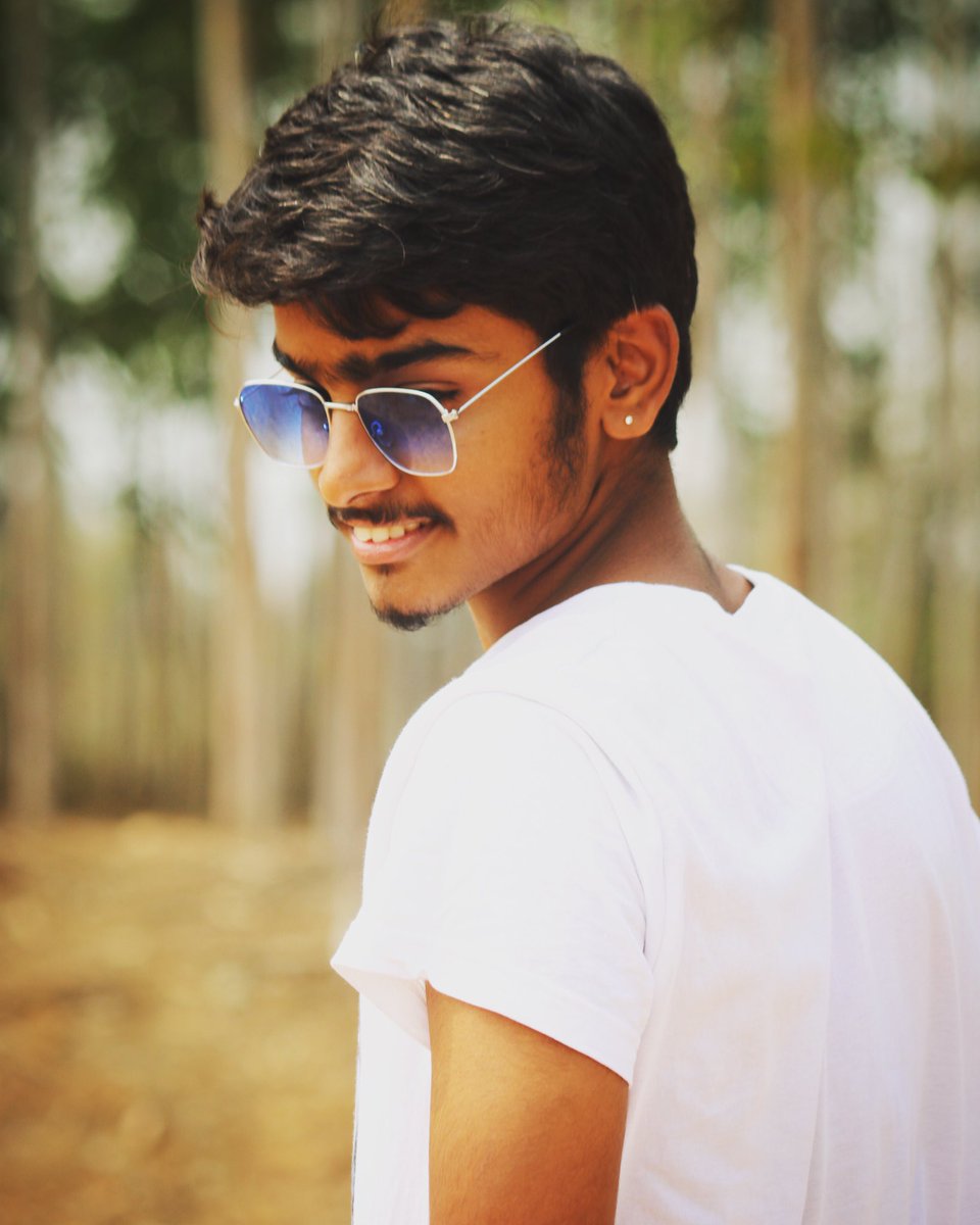 Smiley_guy_bhaskar tweet media