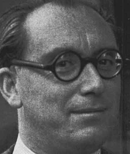 As a foreign correspondent, he was expelled from Nazi Germany by Goebbels and told the whole of WWII from London. He was a friend of Winston Churchill, a probable spy and helped to confuse the Nazis about the Normandy landings with disinformation.  #hillfortswednesday
