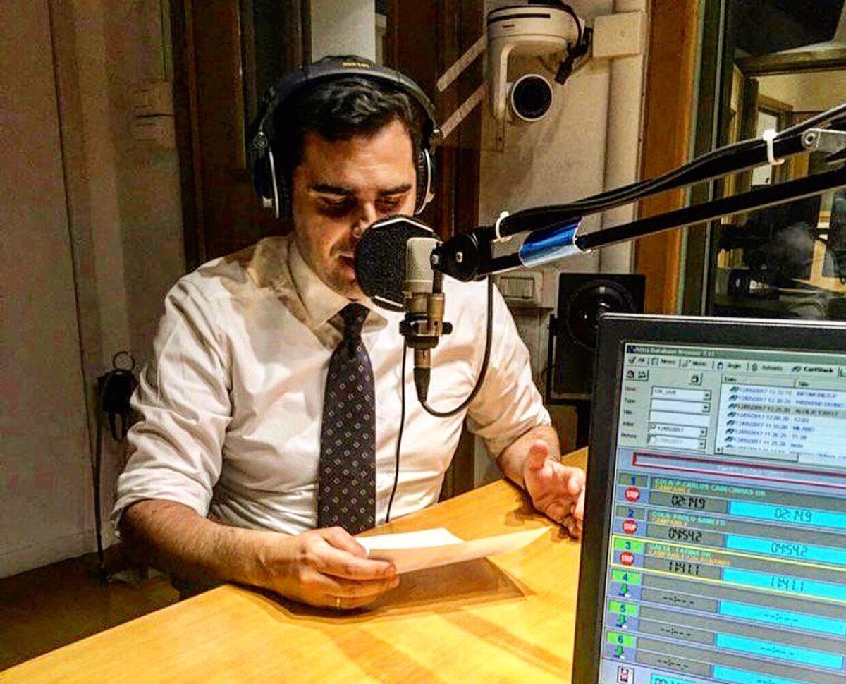 Quella di #RadioVaticana è innanzitutto una storia di servizio. Servizio alla Chiesa, al Papa e all’umanità tutta, senza distinzioni di religione o cultura. Nel 90.mo di fondazione, ne parlo oggi su <a href="/Rvaticanaitalia/">Radio Vaticana</a> alle 11:35 nel programma #LaFinestraDelPapa