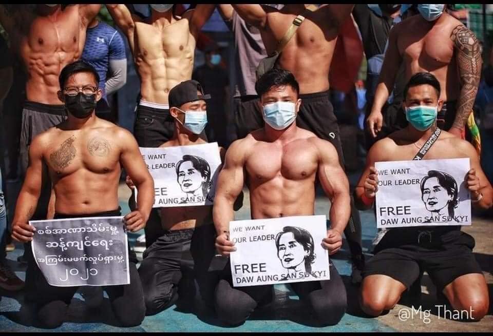 maylay331510's tweet photo. ့Hear the voice of Myanmar 
#WhatIsHappeningInMyanmar  
#Feb10Coup  
#Allfields https://t.co/Dy0aRgvZYw
