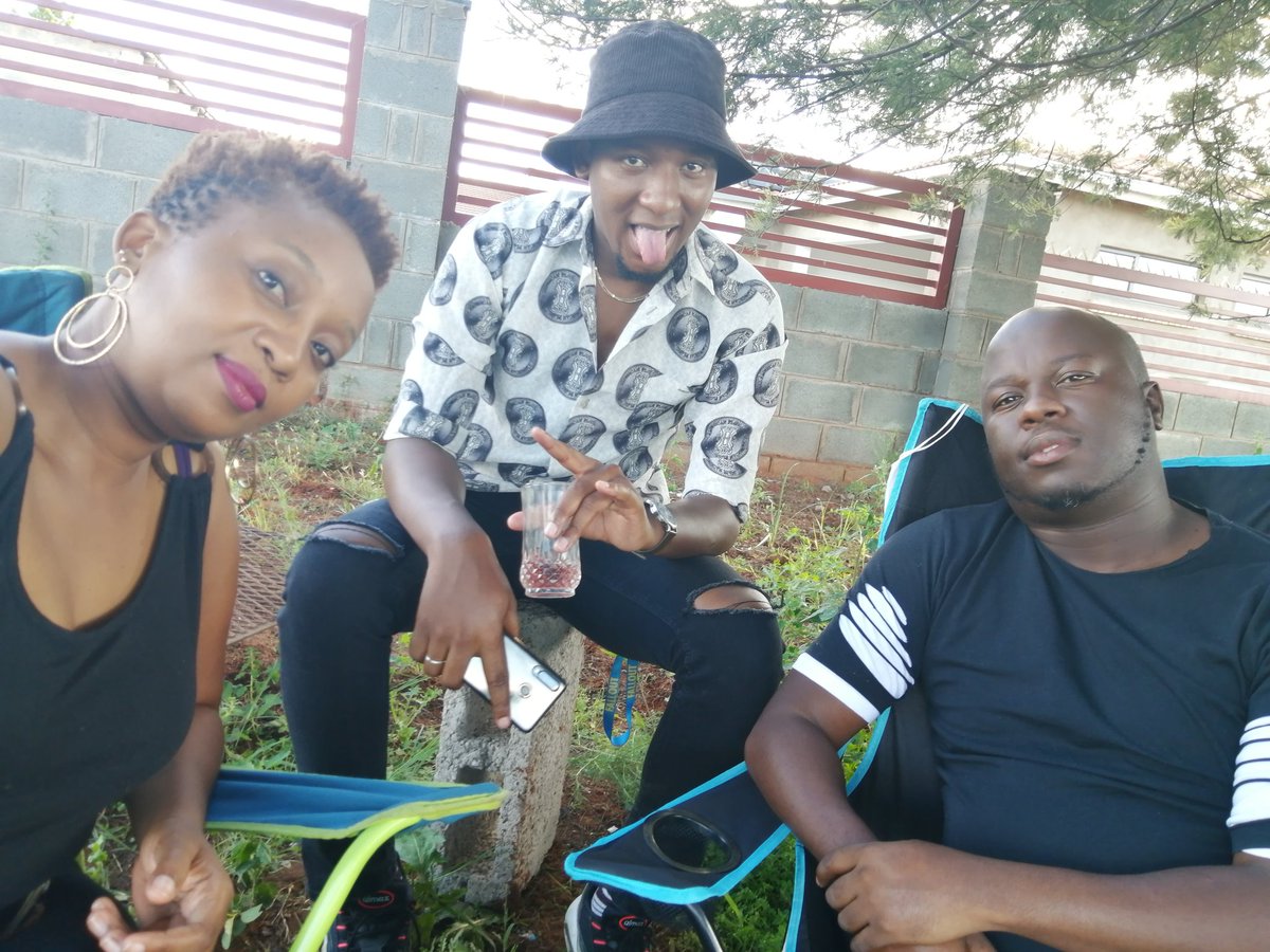 Dunamisretz's tweet photo. Ritzy! @Ntebe_Lily @quizydj https://t.co/doH5qyPmdB
