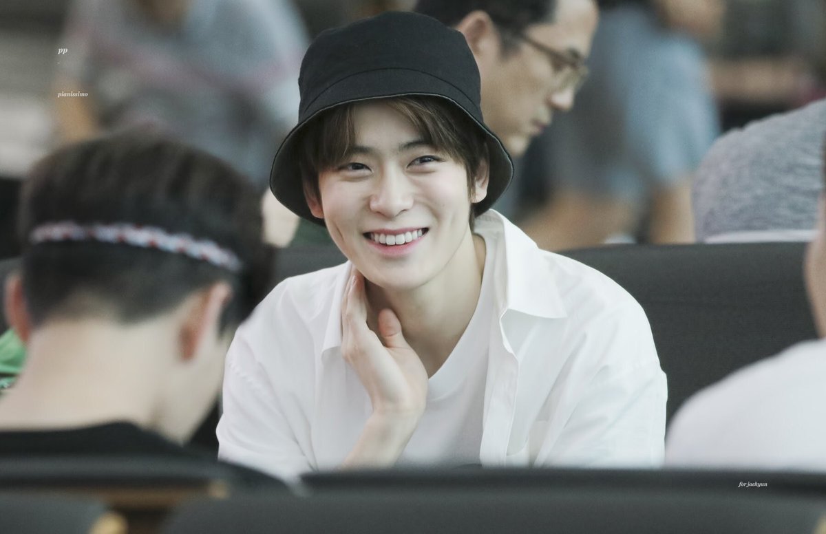 Wishyoufinnion's tweet photo. ลูคัส: ยิ้มอะไร
แจน: ก็เธอขาน่ารัก

#Jaecas https://t.co/nSHGKaiB94