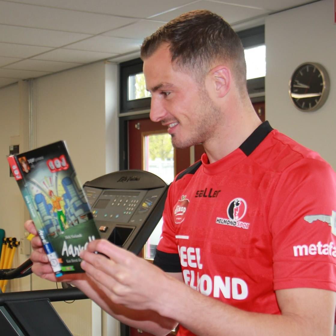 Techlab Digiwijs: 
Scoor een boek-filmpje maken van je favoriete boek. Doe je (online) mee?

⚽️ 🎥 Woensdag 10 februari / 13.30 u - 16.00 u 
😃 Vanaf 8 jaar
👉🏻 helmondpeel.op-shop.nl/2157/techlab-d…