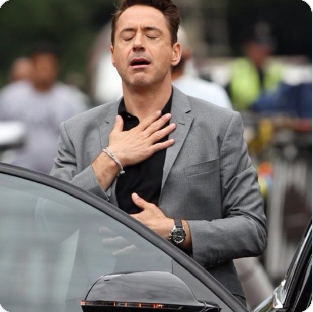 Quand tu oublies d'acheter le cadeau pour la #SaintValentin et après tu te souviens que t'es célibataire