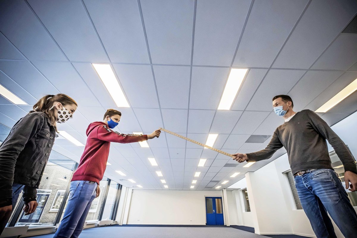 Bij PCC Fabritius herinnert niets meer aan de verwoestende brand van een jaar geleden; leerlingen krijgen sleutel nieuw Open Leer Centrum dlvr.it/RsP1Ht