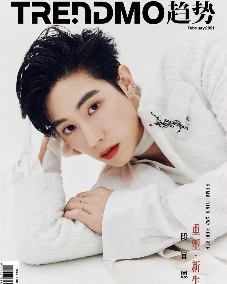 got7584's tweet photo. 🐰スタイリストパクジヘ氏インスタ🐰
スタイリストの仕事を10年以上やってGOT7のマークに初めて会った。初めて一緒に仕事をしてから私はマークを応援し始めたww（無意識のうちにw）イケメンで礼儀正しくて笑顔に優しい心が表れている人。とにかく何を着せても全部良く似合う。

❤️とにかくマーク最高❤️ https://t.co/inGrEedswy