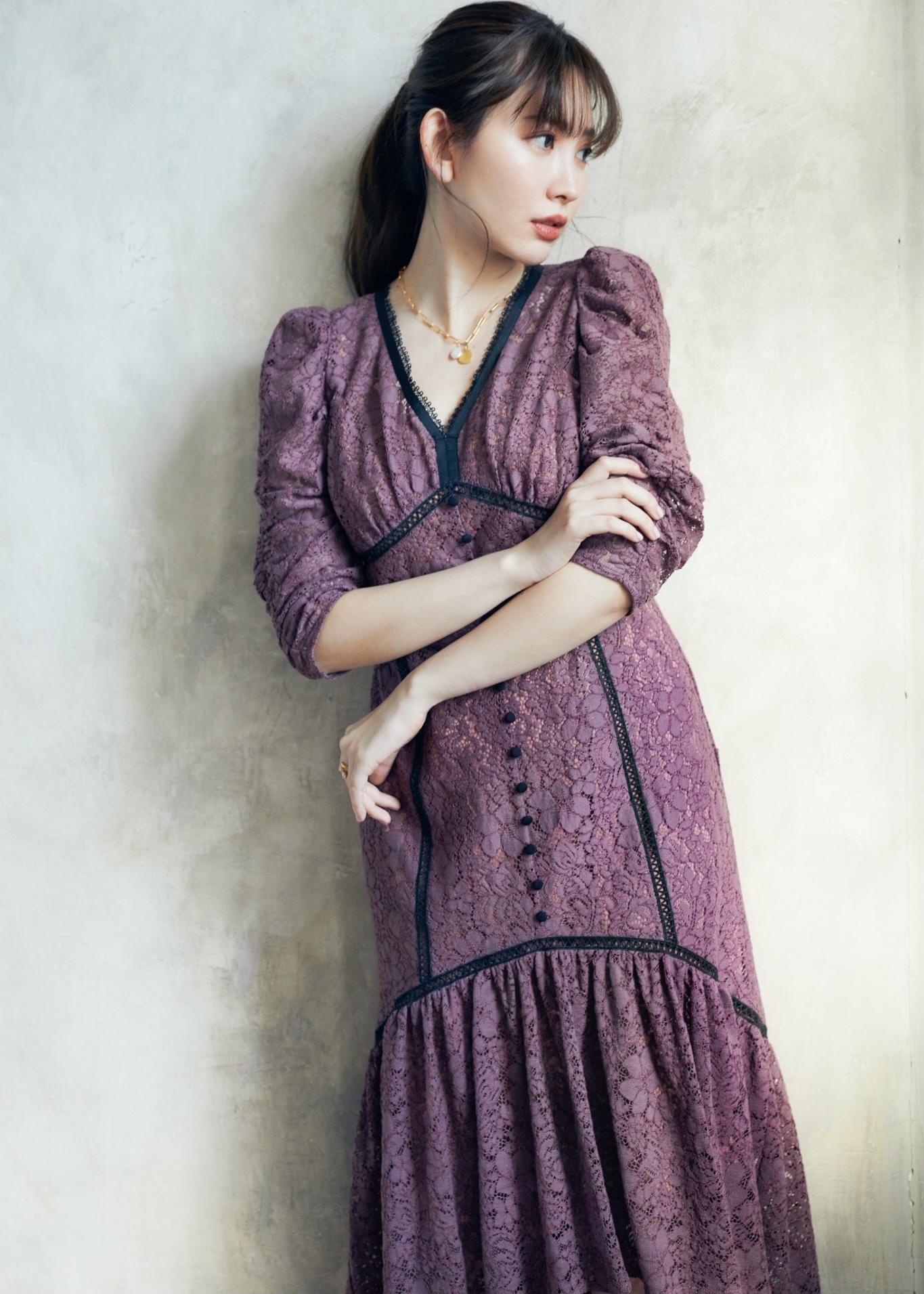 国内配送】 herlipto Social Lace Trimmed Dress | paraco.ge