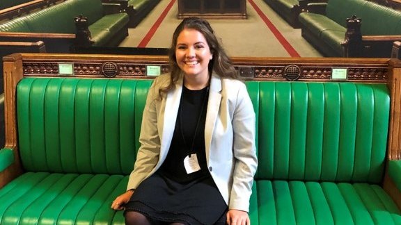 It's Day 3 of #NAW2021, which means it's #AskAnApprentice day! 🥳 Get your burning #apprenticeship questions ready for the Q&amp;A session from 12–2pm! Keep your eyes peeled for a special resource created by our own #apprentice Fran too.. 👀