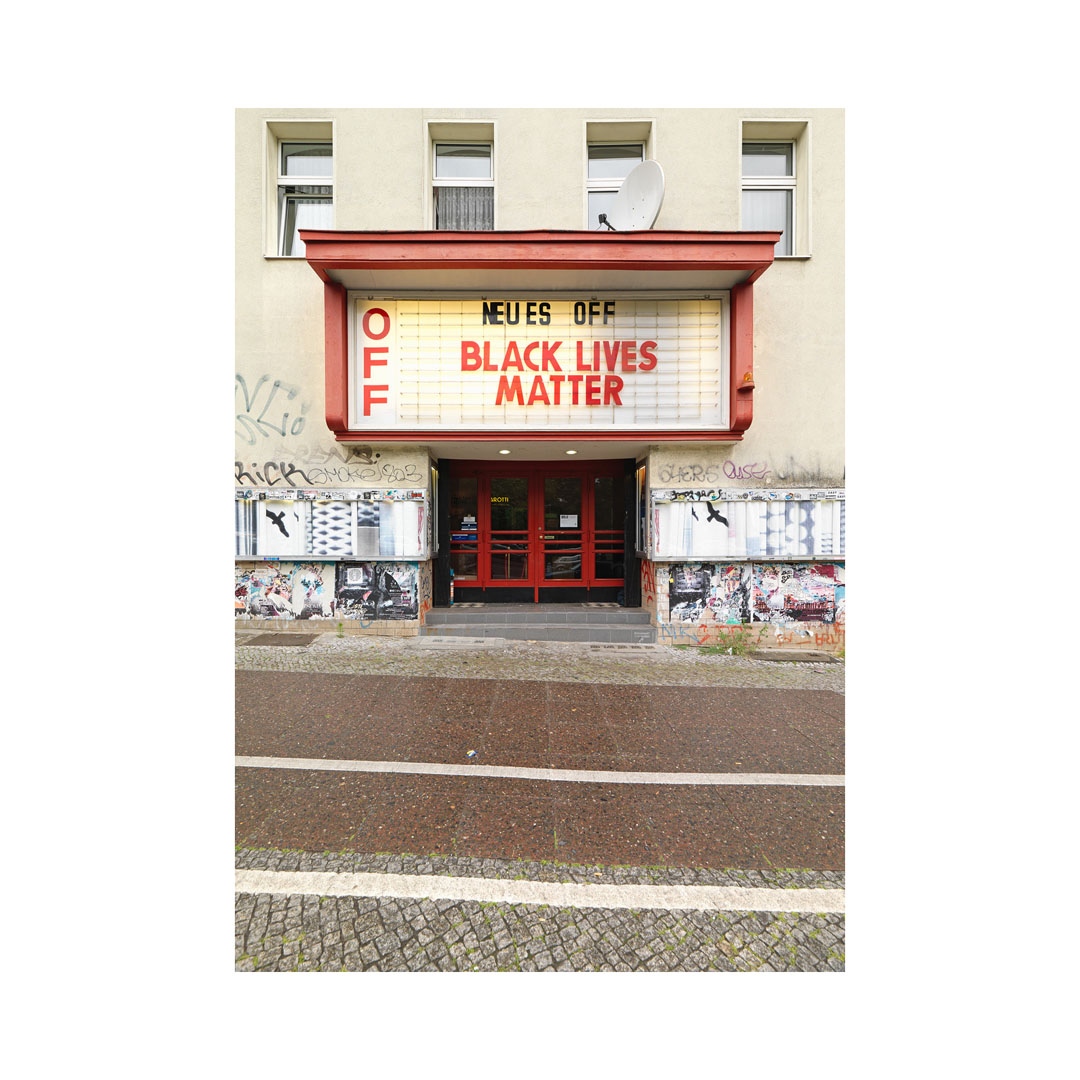 Ticket_B_Berlin's tweet photo. Schaufensterausstellung in der Infostation Siemensstadt
Richard Thieler. Kinoarchitekturen Berlin
06. Februar bis 24. April, 24h geöffnet
.
Foto: @richardthieler
.
#berlinale #richardthieler #kinoarchitekturen #ticketb #guidingarchitects https://t.co/GYNt77VEJ1