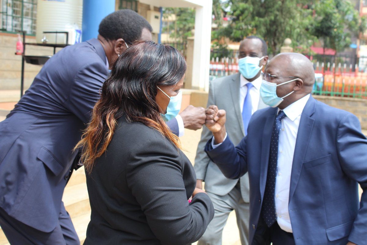 Bartunen's tweet photo. LABOUR @CsChelugui arrives at the National Employment Authority at Kasarani, Nairobi for a consultative meeting with Board of Directors.

He is received by L CAS Patrick @OleNtutuK, NEA Chairperson @CheserekProf, Director General Madam Edith Okoki and board of directors. https://t.co/9k0Vzwzrtl
