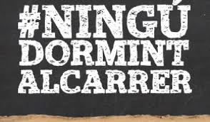 🚨Aquest matí a les 8:00h, 3 joves amb estètica neonazi, han ruixat amb gasolina a un usuari sense llar que dormia a la porta del gimnàs. 

Un treballador del Gimnàs els ha pogut aturar, haguera pogut passar una desgràcia.

#CAPpersonasensellar