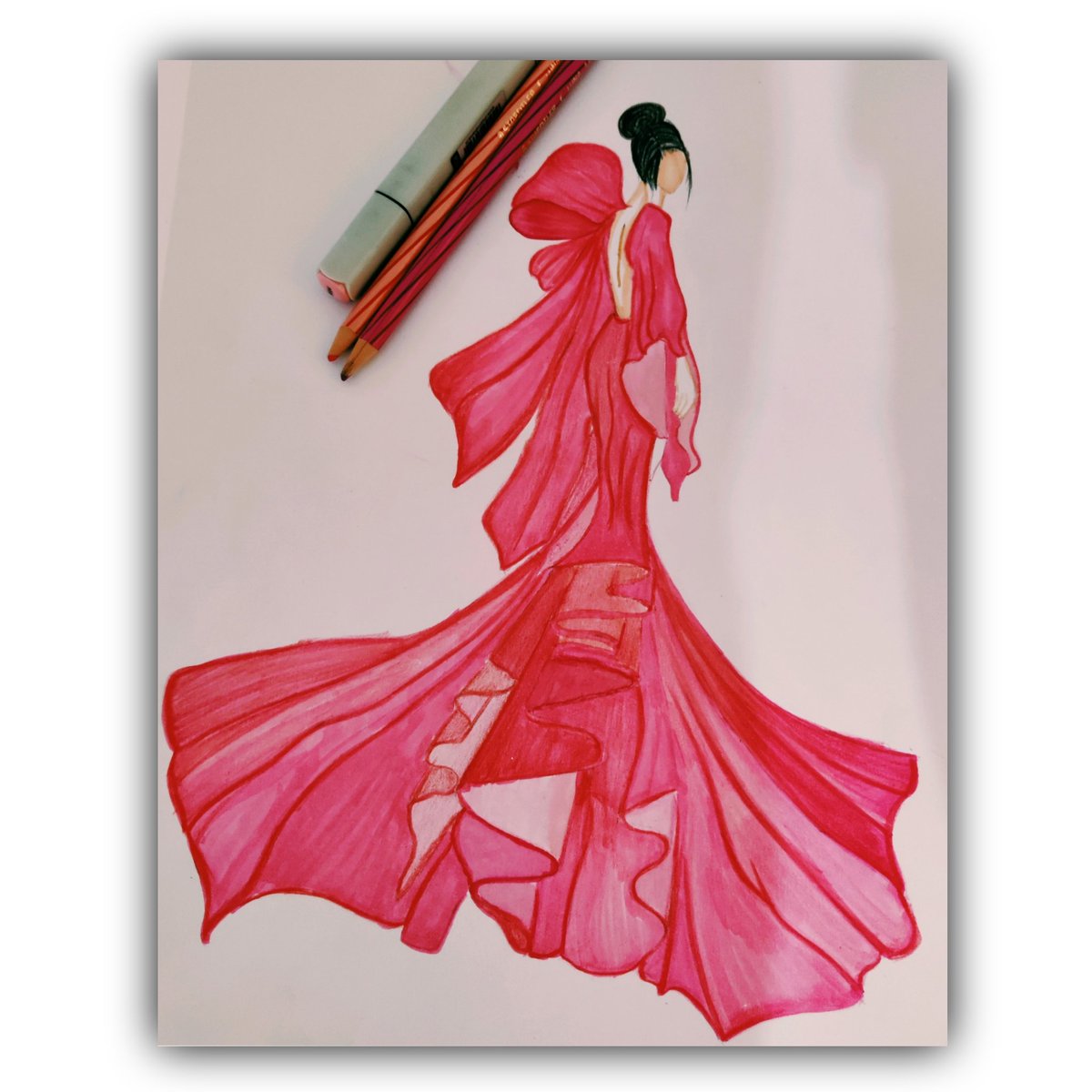 Designer Sneha tweet media