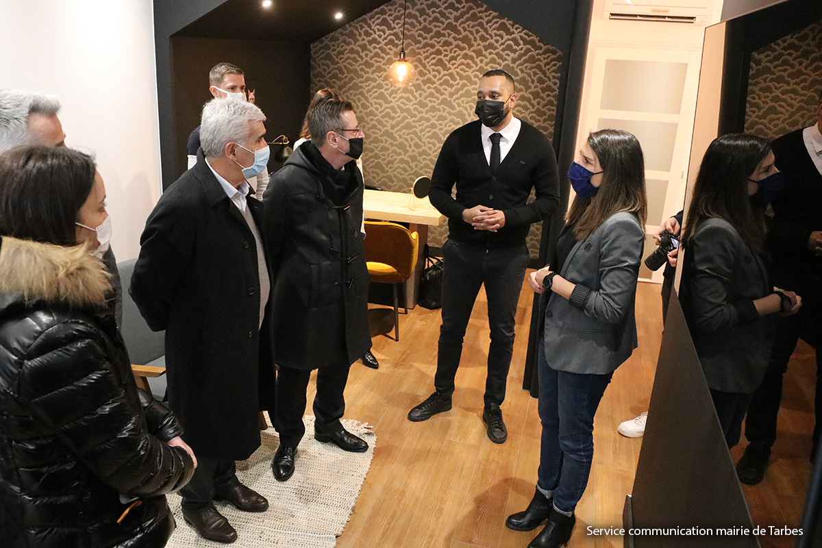 Rénovation de locaux d'habitation ou commerciaux #ActionCoeurdeVille booste la redynamisation du centre-ville de #Tarbes avec 29 projets à l'étude et près de 300 nouveaux logements qui verront le jour dans les 18 prochains mois.
bit.ly/3rFerL0