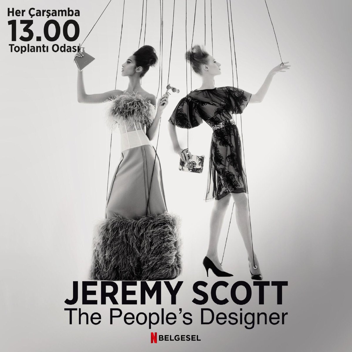 Moda, kim olduğunuzu şu anda ne hissettiğinizi ve nereye gittiğinizi yansıtır. Jeremy Scott’ın bu yolculuktaki hedeflerine hep birlikte şahit oluyoruz.
Toplantı odasında bugünün gösterim: Jeremy Scott - The People’s Designer
🕐13.00
#SVStudios #JeremyScott #advertisingagency