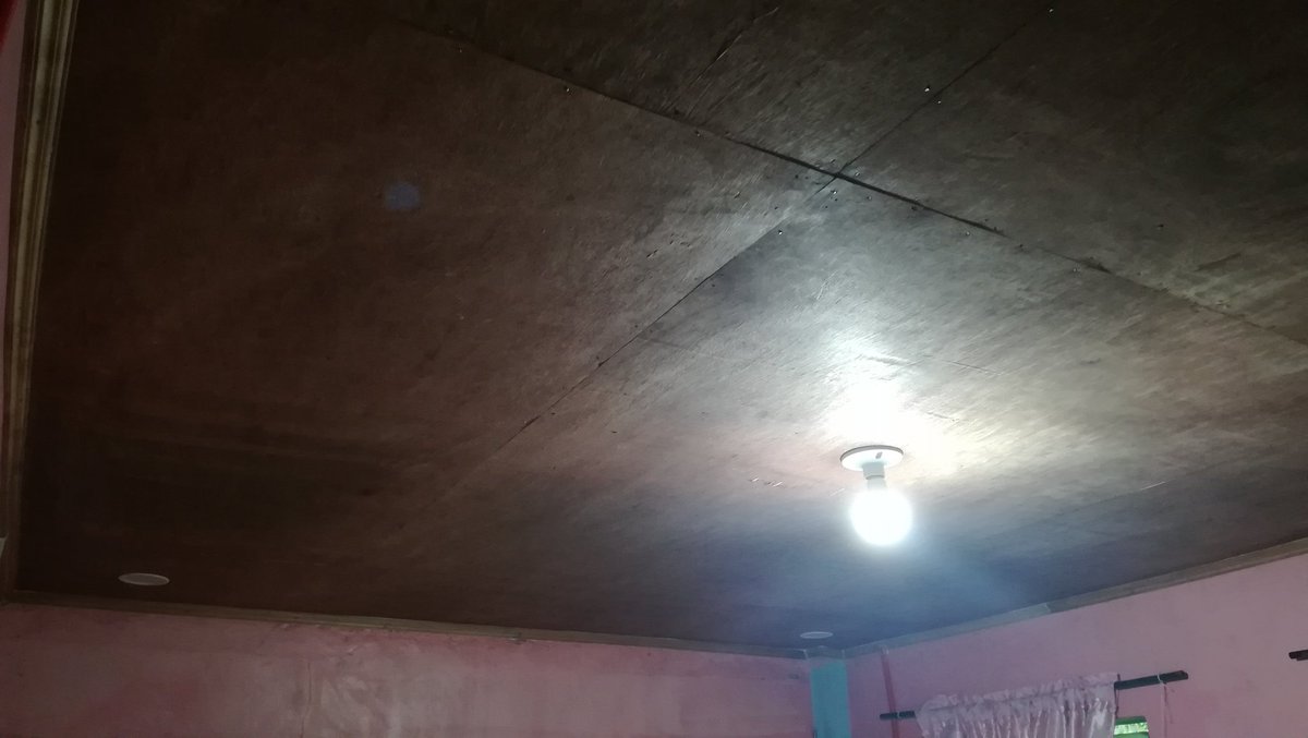 The ceiling has been fully installed. Paint is all needed. Maybe this Saturday. @pledis_17|  #정한 Bias|  #세븐틴