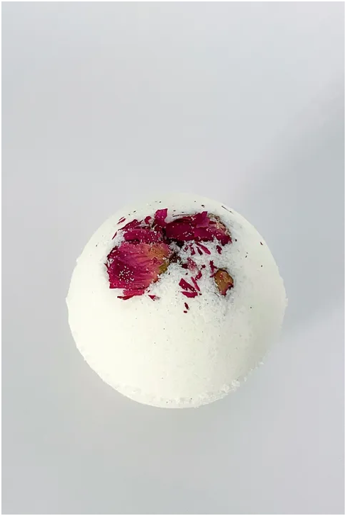 thedallygrind's tweet photo. For that special someone or for yourself, what can be better than a peaceful, relaxing hot bath, made with Bath Bombs, available at https://t.co/cKu5g39yjr 
#coffee #caffeine #tea #bathbomb #dallygrind  #coldbrew #family #connection #cozy #warm #smallbusiness #supportlocal https://t.co/EwQLM6REmm