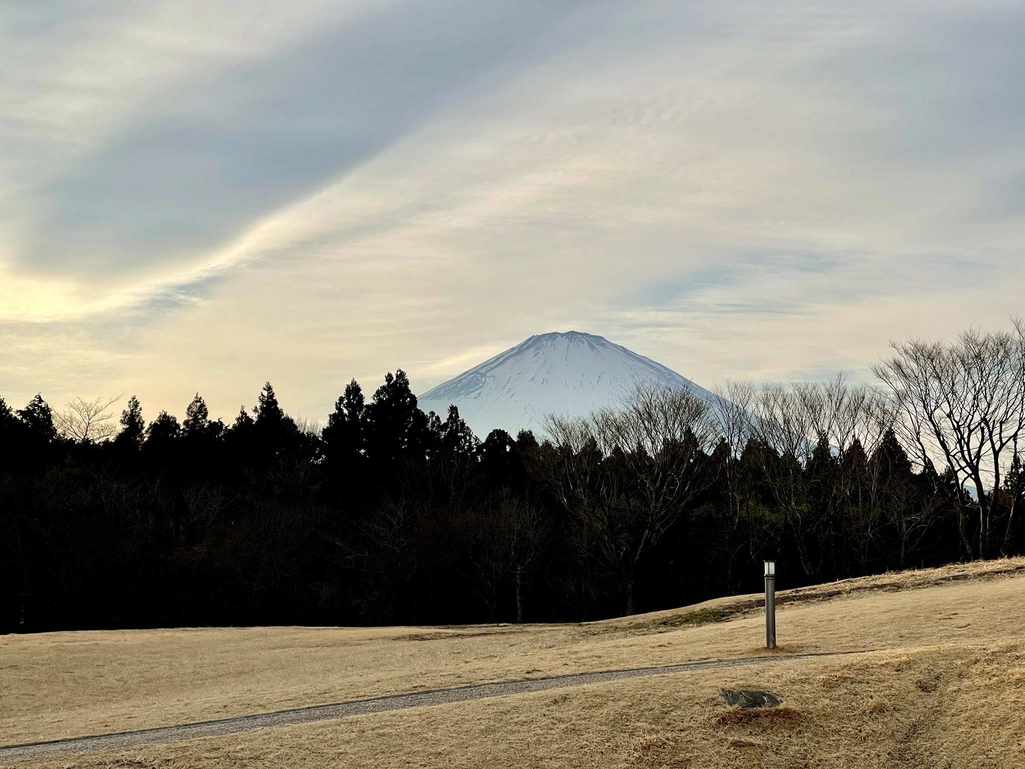 تويتر 光影على تويتر 令和3年2月10日 足柄ｓａ上りからの富士山 Mtfuji Fujisan 富士山 Mysky T Co 32ygo2bvs9