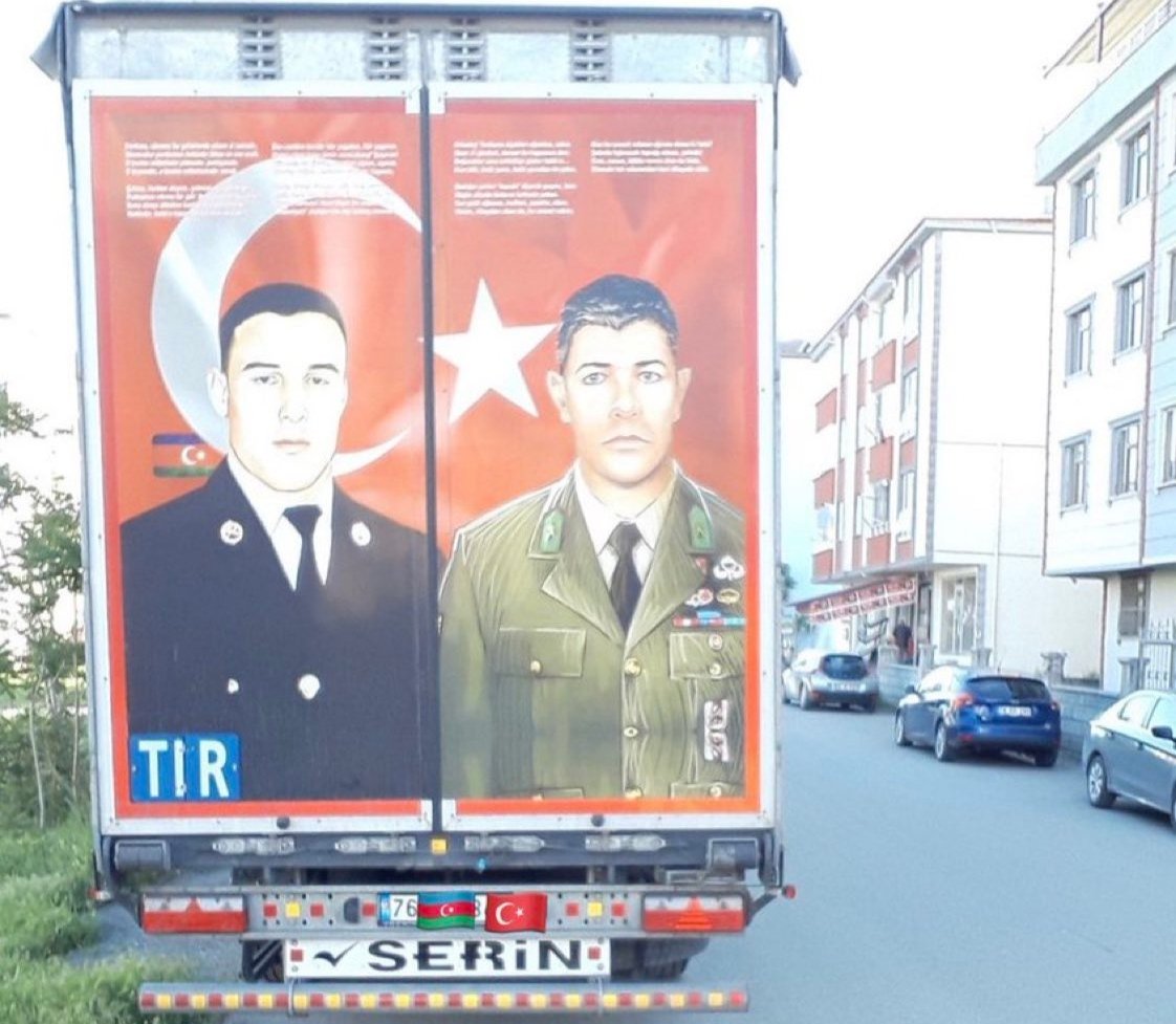 “Kahramanlar can verir yurdu yaşatmak için!”
Mübariz İbrahimov 🇦🇿
Ömer Halisdemir 🇹🇷