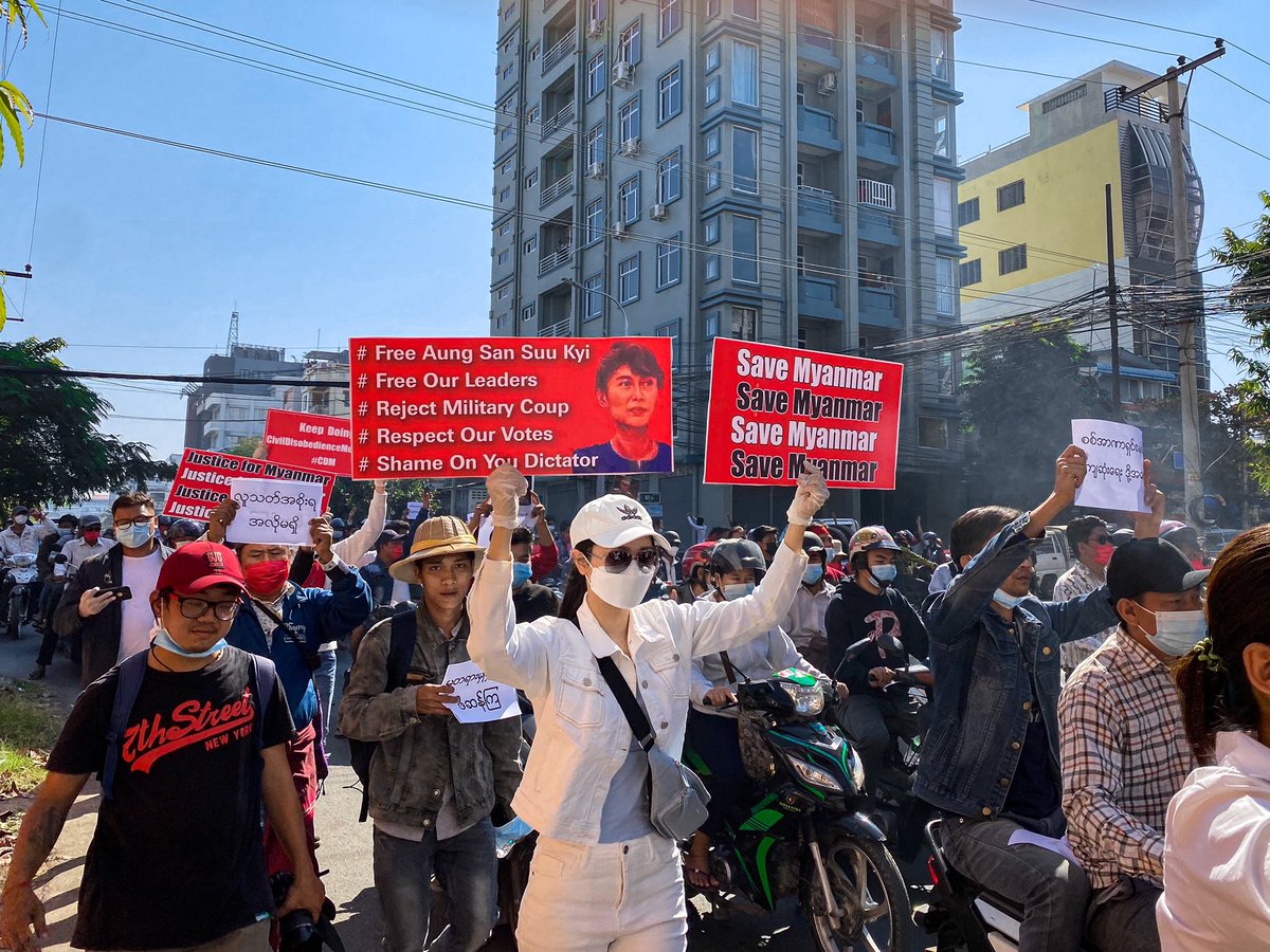 AzualJ's tweet image. #Feb10Coup
#FreeDawAungSanSuuKyi
#Freeourleaders
#RejectMilitaryCoup
#RespectOurVotes
#ShameOnYouDictator