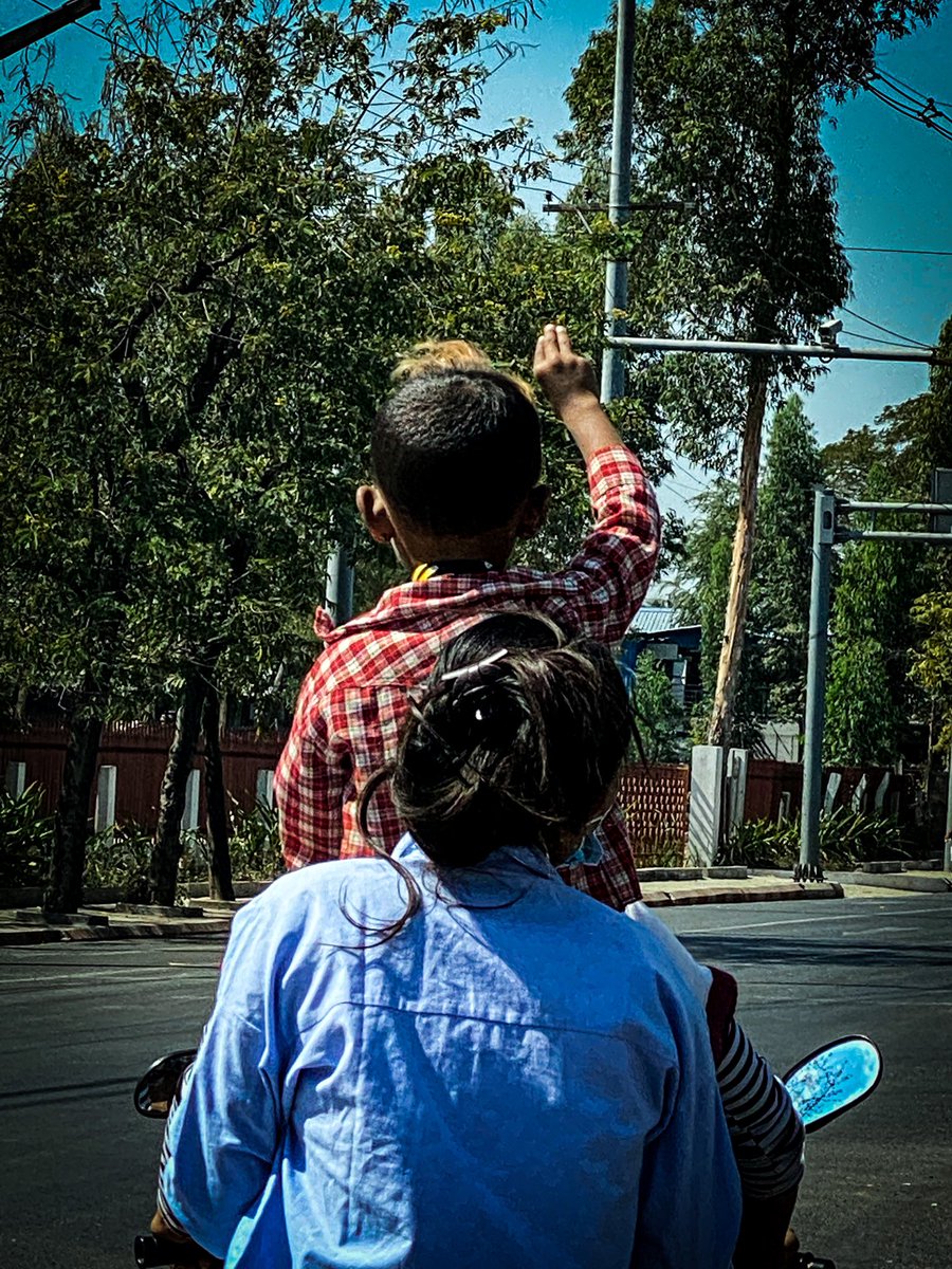 AzualJ's tweet image. broke my heart 💔😢

#Feb10Coup
#FreeDawAungSanSuuKyi
#Freeourleaders
#RejectMilitaryCoup
#RespectOurVotes
#ShameOnYouDictator