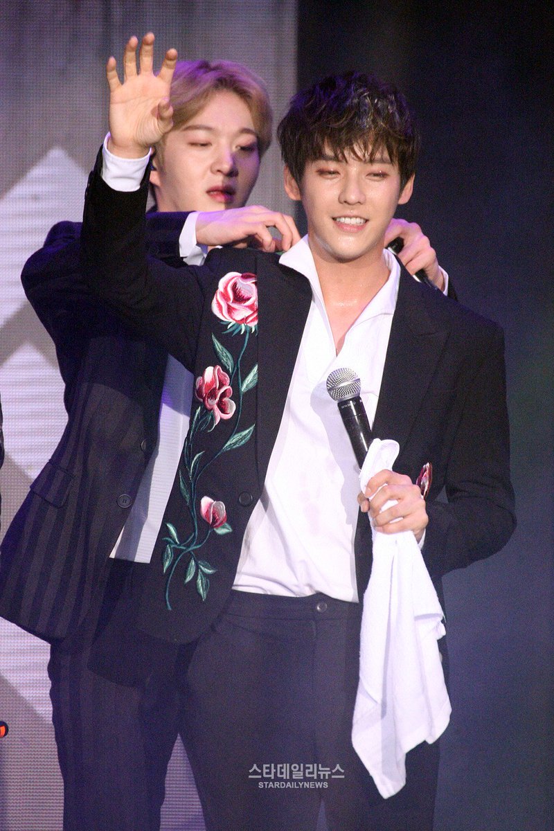 A thread of BTOB MinSub a.k.a Minhyuk and Changsub - the "the rarest get caught out yet they're actually drinking friends" bromance.