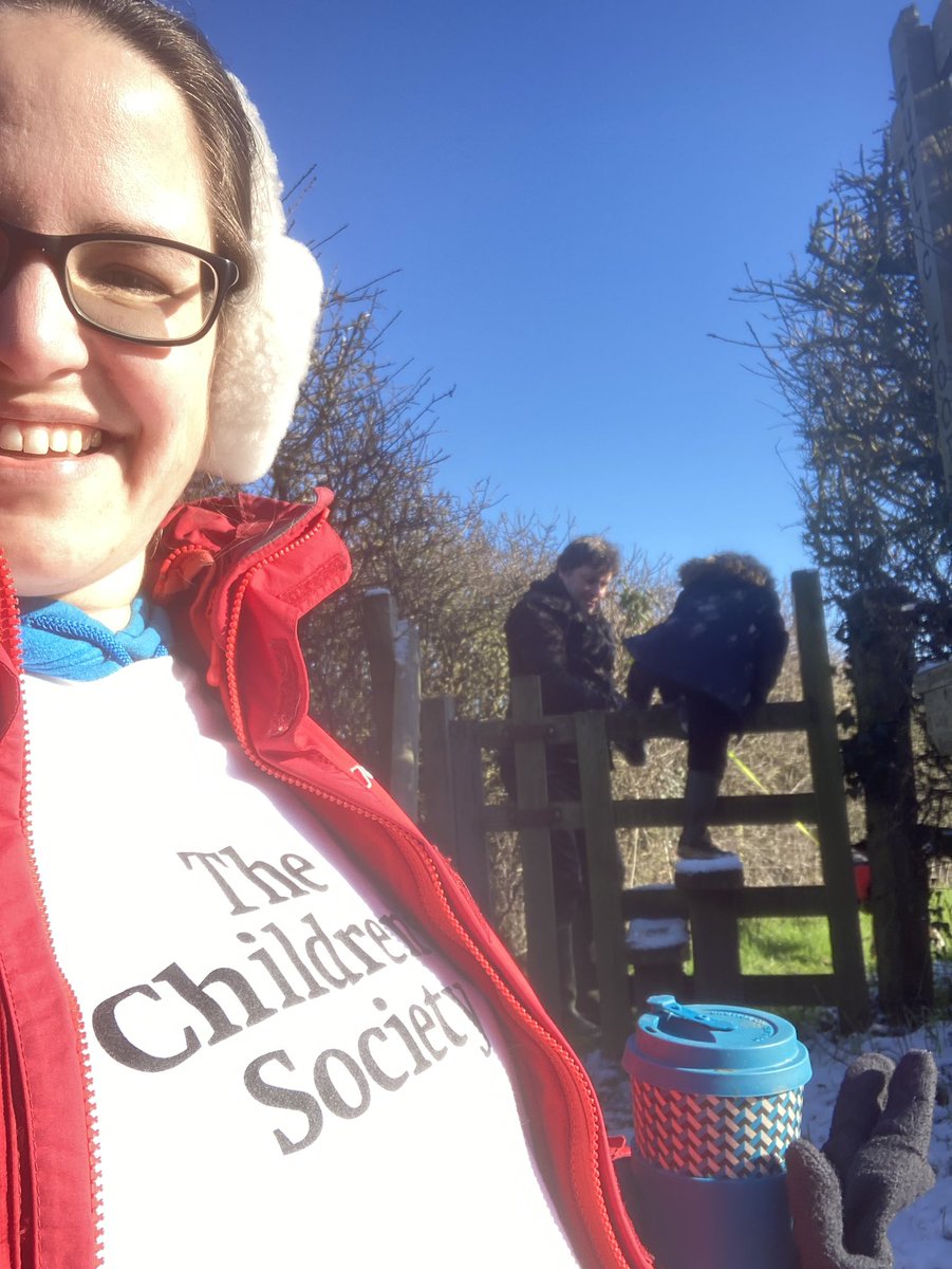 kit2kat's tweet photo. Miles 16&17 today - icy puddles (they are the BEST - but slow progress!) and a horse and some excellent style climbing #50milesinFeb #ForSian @ChildSocChurch @childrensociety ๐ #FightingForHope https://t.co/HzqyRgRhgY