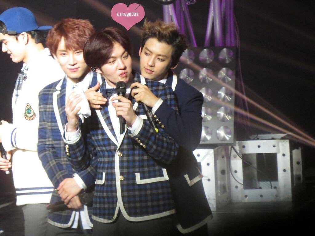 A thread of BTOB MinSub a.k.a Minhyuk and Changsub - the "the rarest get caught out yet they're actually drinking friends" bromance.