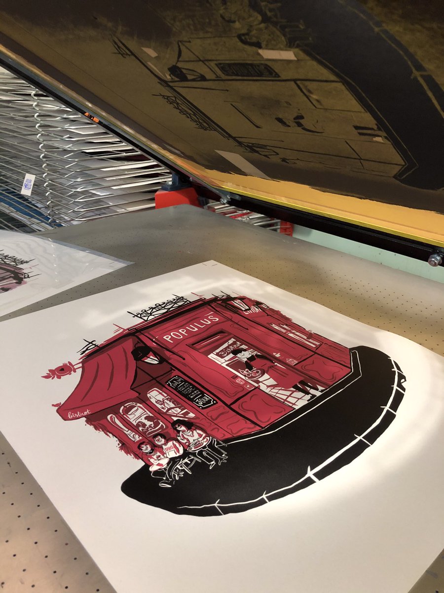 Dernière nouveauté, sur Etsy > cornerserigraphie : une illustration en #serigraphie du restaurant #populusbistrot !
—-
#screenprinting #savoirfwells #faitmain #fabriqueenfrance #fabriqueaparis #silkscreen #madeinparis #madeinfrance #paris13 #mairieparis #cornerserigraphie