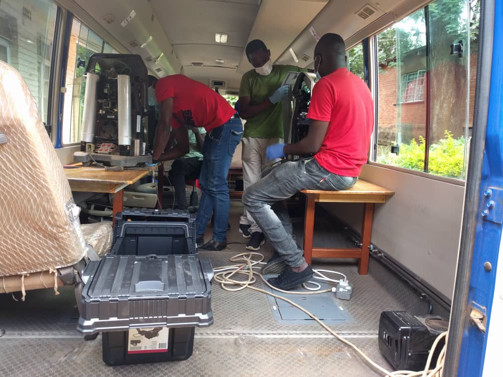 Remember Gerry and the Global Health Informatics Institute? They took to the road last week to repair and restore much-needed oxygen concentrators in Malawi's hospitals. Check our their latest spin-off: openo2.org
