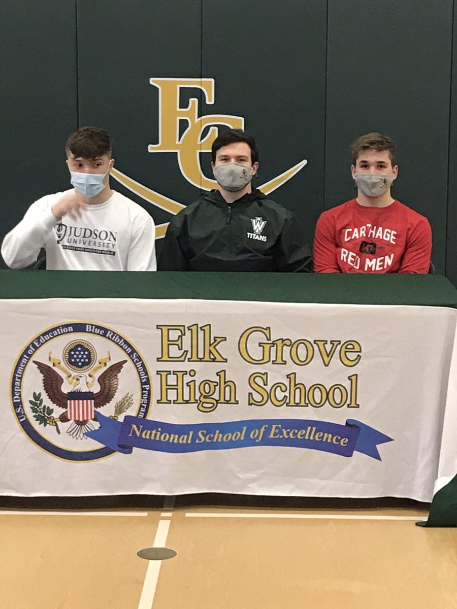 GrenAthletics's tweet photo. Proud of the Grens taking their game to the next level! #WeAreEG @eg_bowling @ElkGroveFB https://t.co/dL4lvKSAZa