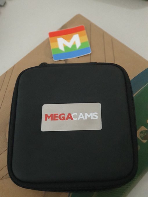 Well well well look what i just received to make my day brighter🥰 Special thanks to @MegacamsPromo Great<a href="/tag/onmfc"class="tags"><span>#onmfc</span></a>
