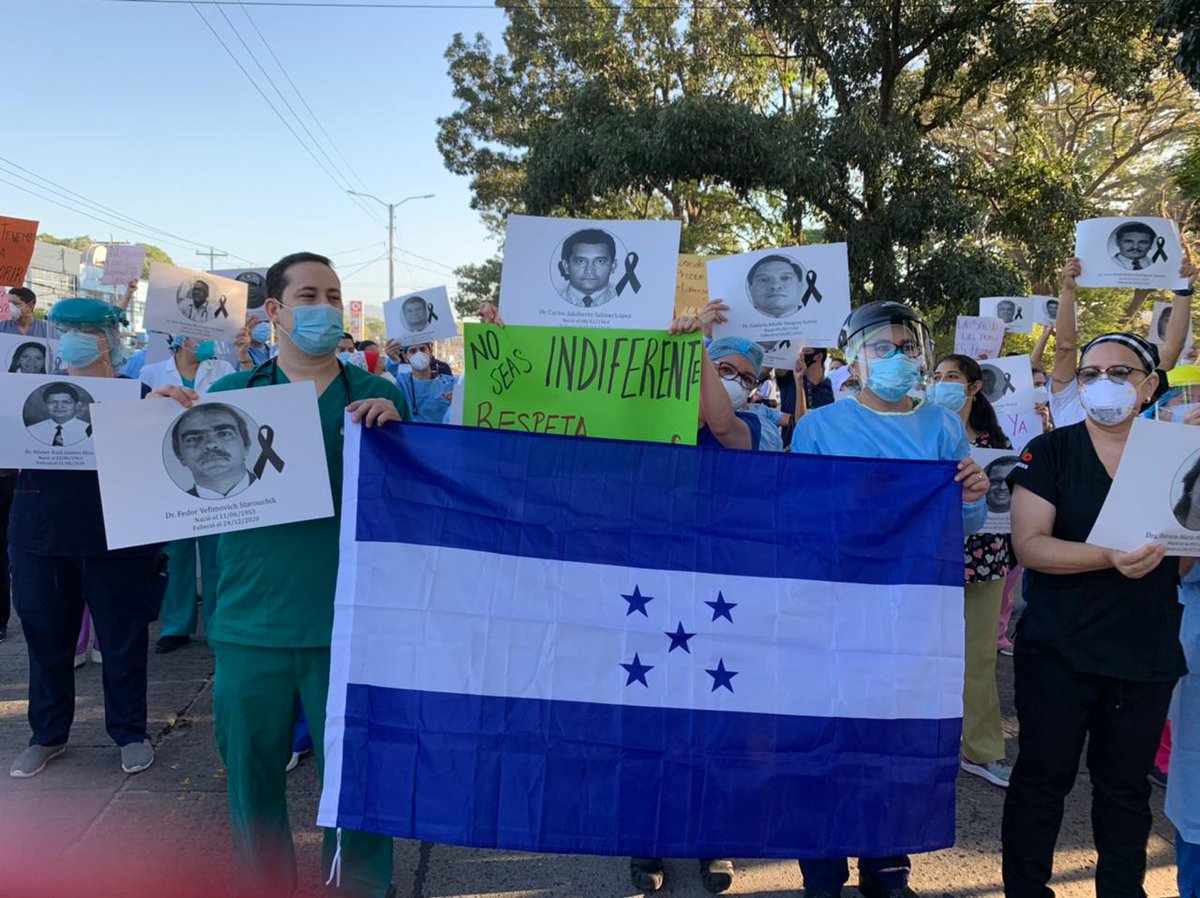 drcumana's tweet image. Médicos,enfermeras y personal administrativo ihss San Pedro Sula exigimos vacunas y control movilidad población