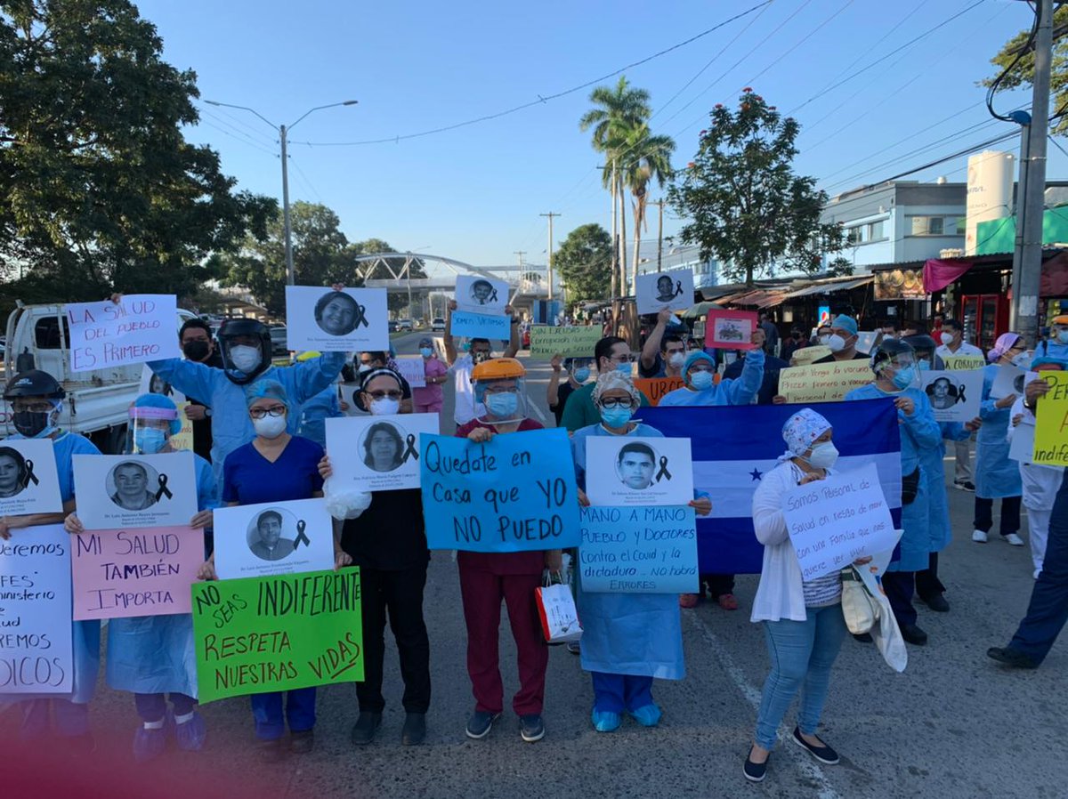 drcumana's tweet image. Médicos,enfermeras y personal administrativo ihss San Pedro Sula exigimos vacunas y control movilidad población