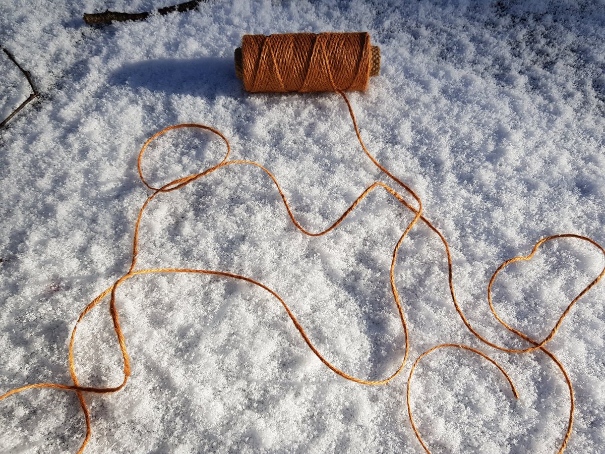 WovenByHand's tweet photo. Happy Accidents!
When your twine falls on the floor
And your working outside in the snow ......
#happyaccidents #gotdistracted #happyaccident #playinginthesnow #twine #yarn #pattern #experimenting #snow #winter https://t.co/1LJBU4ETSp
