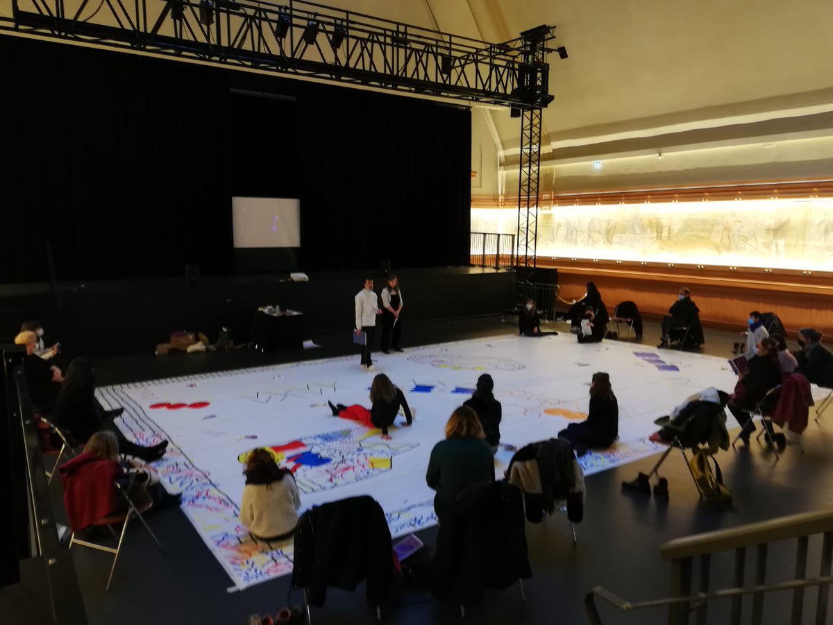 SVBretagne's tweet image. #festivalWATERPROOF DIALOGUES CROISÉS #rennes 2 jours de parcours artistique pro avec des artistes et leurs invité•e•s : J1 &amp;gt;Laurent Cebe &amp;amp; Cindy Belaud. Accueil salle de La Cité : merci !
A suivre 12h30 Joachim Maudet - 15h Marine Chesnais &amp;amp; demain &amp;gt;&amp;gt;&amp;gt; spectacle-vivant-bretagne.fr/activite/actio…