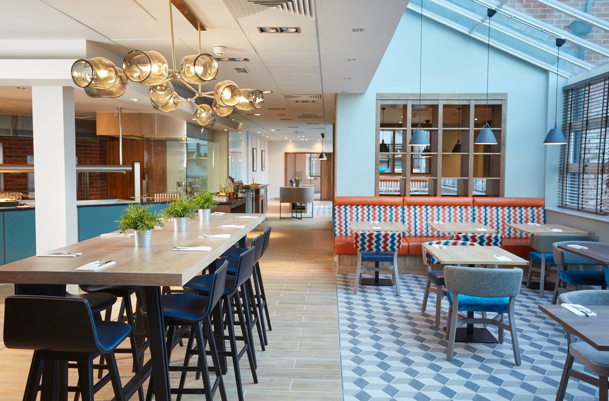 Protocol_uk's tweet image. Our Croissant armchairs upholstered in the stunning @HarlequinFW Maseki Velvet patterned fabric really make a statement at @HotelWychwood! Full project details coming soon. 

View the Croissant on our website: bit.ly/2Z5X0XX
#hotel #contractfurniture #diningfurniture