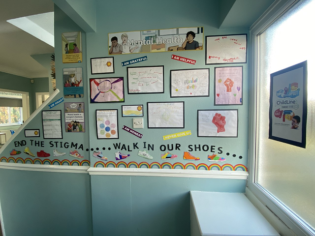 keys_group's tweet photo. The Grange School completed a range of activities on how to โ#expressthemselvesโ durning #CMHW
Students discussed their best qualities & attributes, learnt how to turn negative thoughts into positives, identified their happy place & how mental health impacts us. https://t.co/ccZMX0fyij