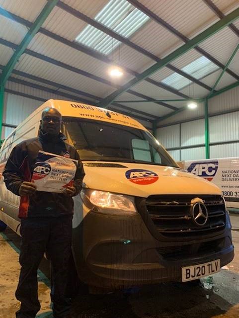 DEXLogistics's tweet image. Did you know we can deliver your smaller items, not just in a box or on a pallet? For smaller goods our Mail Packs and Courier Packs may be of benefit. If your business is interested in sending goods of any size, get in touch at sales@dexl.co.uk #YourBusinessDelivered #logistics