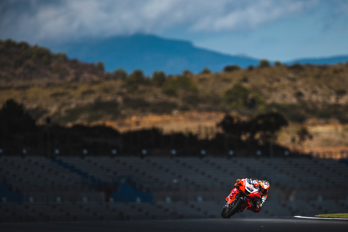 PolarityPhoto's tweet image. Oops... took some time away from twitter and the account got de-activated! 😬 Starting fresh here, follow for MotoGP photos and lots of average mountain biking #MotoGP #Accidentlylostallfollowers #MTB