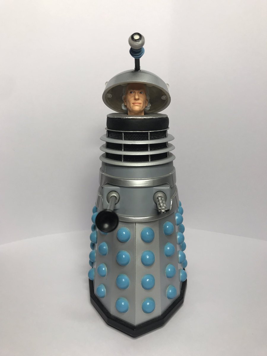 Cook11Joseph's tweet photo. A few of my recent Dalek Customs!

#DoctorWho #TARDIS #Cybermen #Dalek #actionfigures #doctorwhocustomfigures #customdoctorwho #milliput #jodiewhittaker #petercapaldi #mattsmith #davidtennant #christophereccleston https://t.co/uzGHEB9E2P