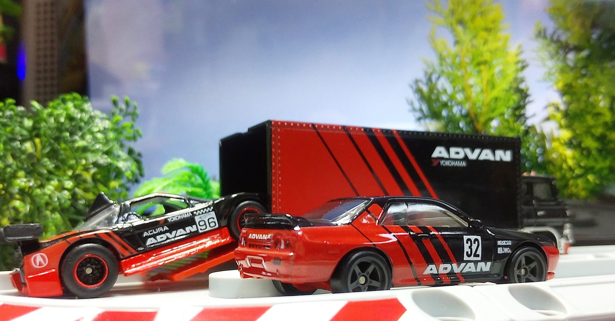 チームトランスポートADVAN GTRスカイラインR32 ホットウィール チーム