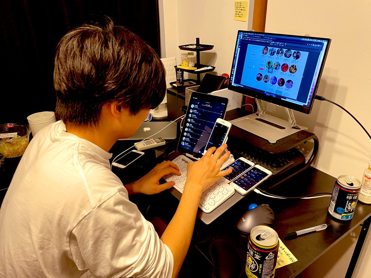 マッチングアプリの運用代行で年収1000万稼ぐニートの図。 【ターゲット】 →彼女を作りたいけど、アプリで女の子とやりとりするのはめんどくさい社長  【やること】 →アプリで代わりに女の子とやりとりをし、デートのアポを取る 『めんどくさいことの代行業』で稼ぐ典型 ...