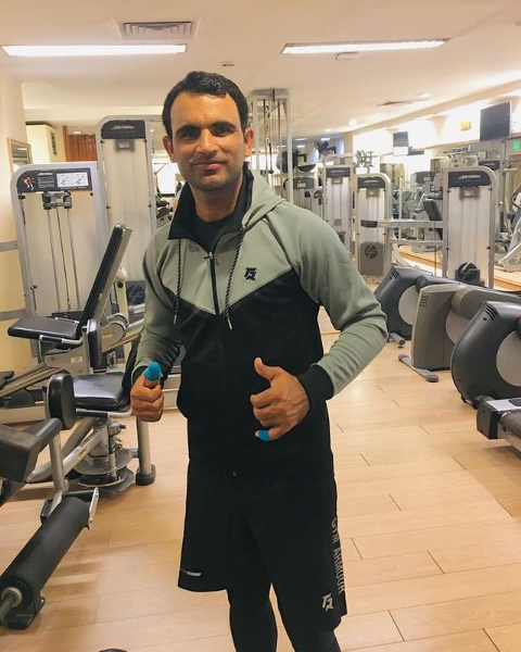 AqsaMaq06475790's tweet photo. Hard work make a man successful
#Foji #jd #Kindmen #FakharePakistan #FakhareFans #FakhareQalandars #Greatmen #FakhareMardankpk
#fakharzaman
@FakharZamanLive https://t.co/Pip4saZnKn