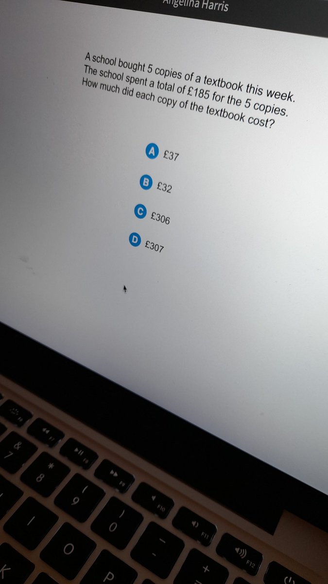 Clare_Harrris's tweet image. Angel is hilarious, £37 they were ripped off! 5 copies for £185 is extortionate.
New Polegate school accountant in the making. 😂@PolegateSchool @Ru_Murph #assessmentweek