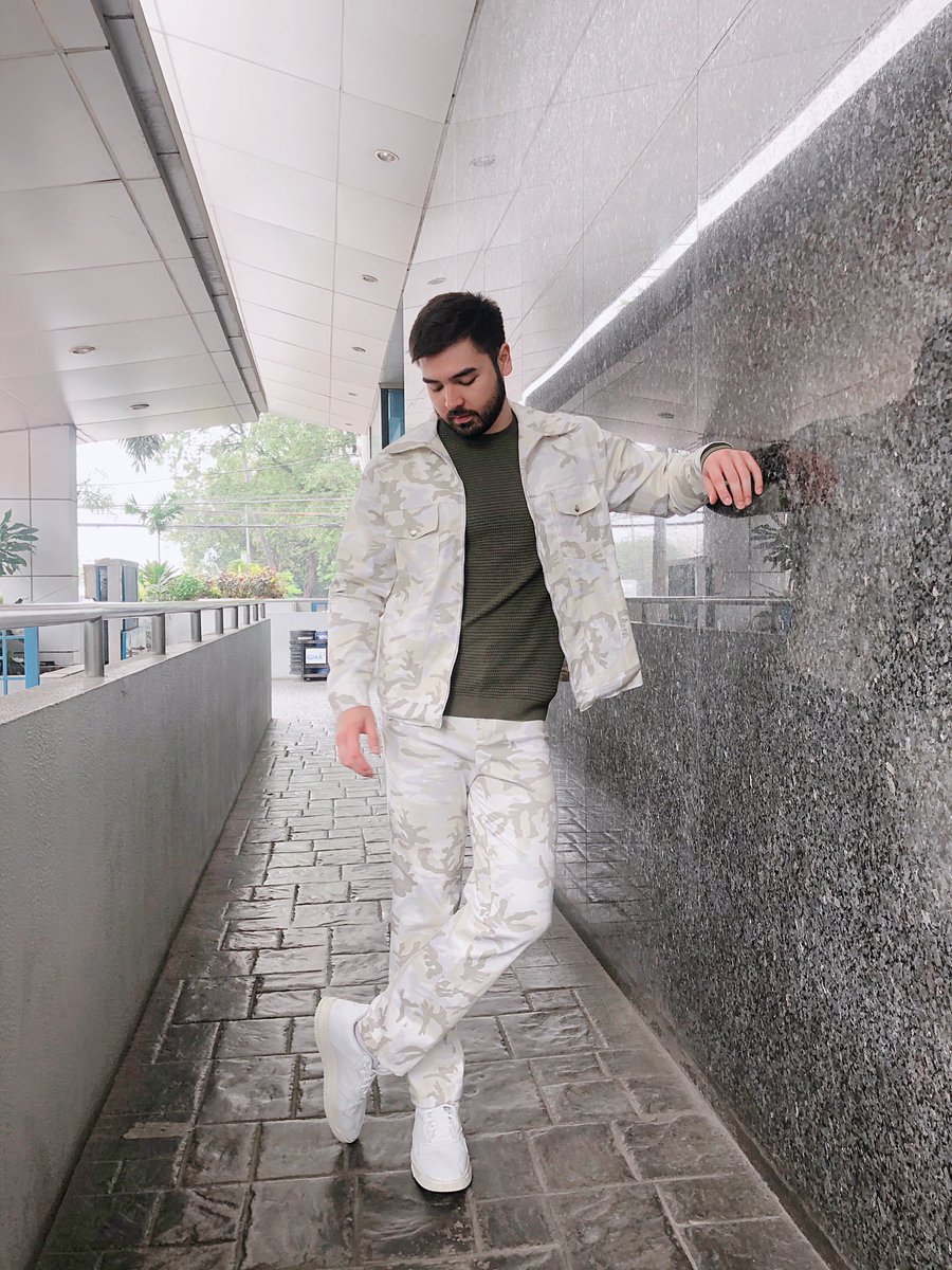 markranque2's tweet photo. Styled @andreparas
#RanqueStylingTeam #Styledbymarkranque https://t.co/WUwhJq9Ts7